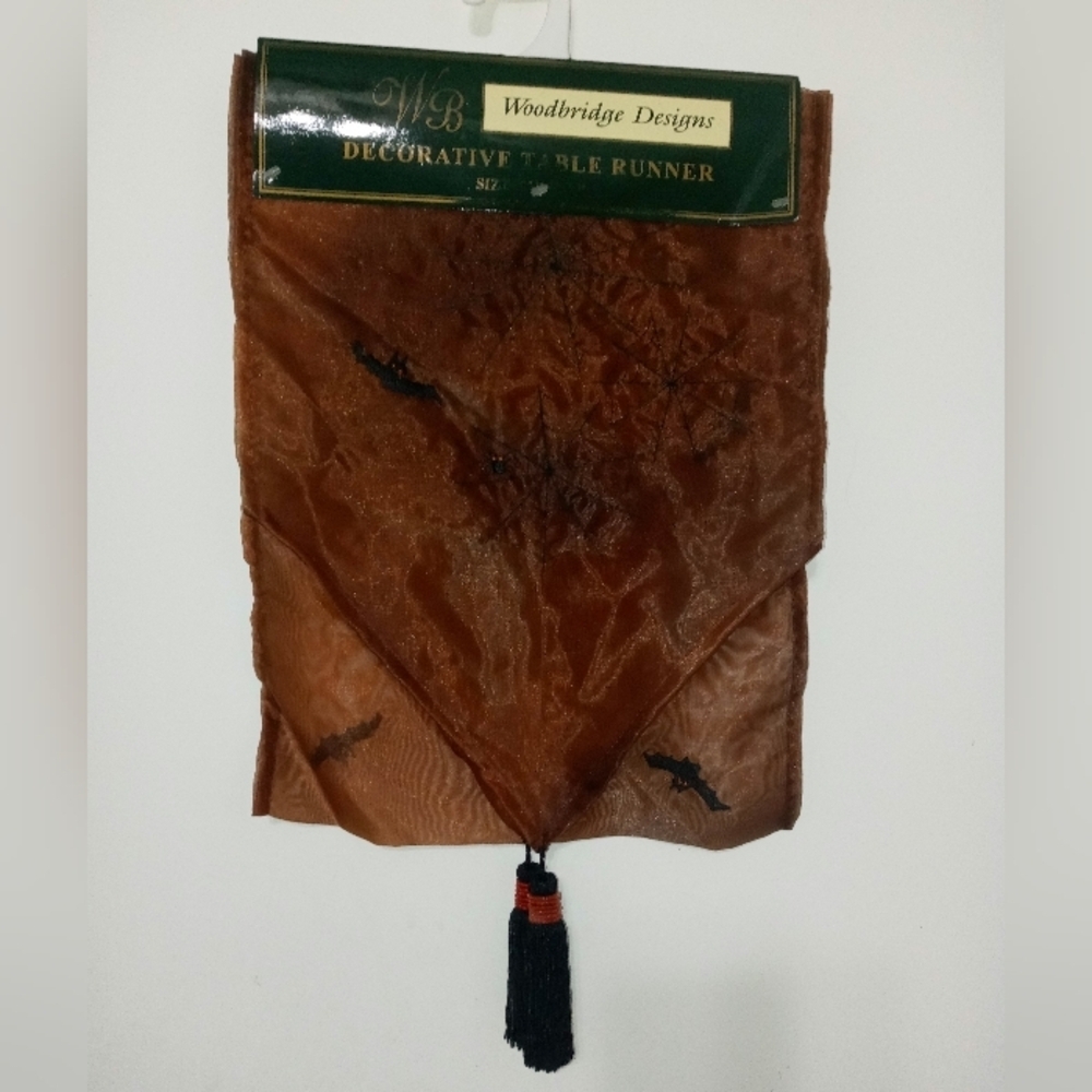 Woodbridge Designs Brown Decorative Halloween table Runner Spiders & Webs NEW